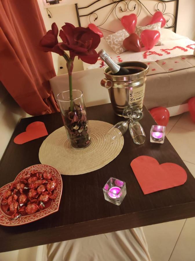 Olimpia House - Central Station Suite Bari Esterno foto