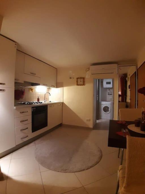 Olimpia House - Central Station Suite Bari Esterno foto